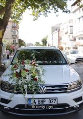 Özel Günlerinizde Size Özel Gül,Gerbera,Lilyum ve Şık Oto Süsleme Malzemeleri ile Hizmet Veriyoruz.