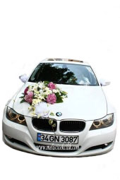 Özel Günlerinizde Size Özel Gül,Gerbera,Lilyum ve Şık Oto Süsleme Malzemeleri ile Hizmet Veriyoruz.