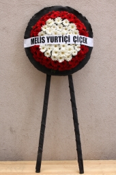 Mevsim Çiçeklerinden Hazırlanmış Cenaze Merasim Çelengi